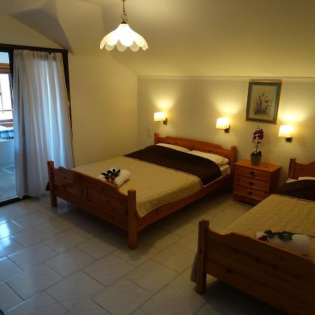Vrasná Christakos Apartments מראה חיצוני תמונה