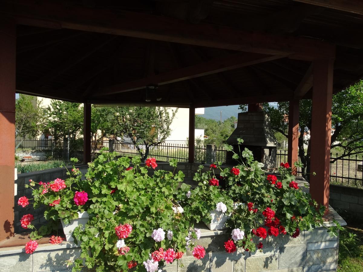 Vrasná Christakos Apartments מראה חיצוני תמונה