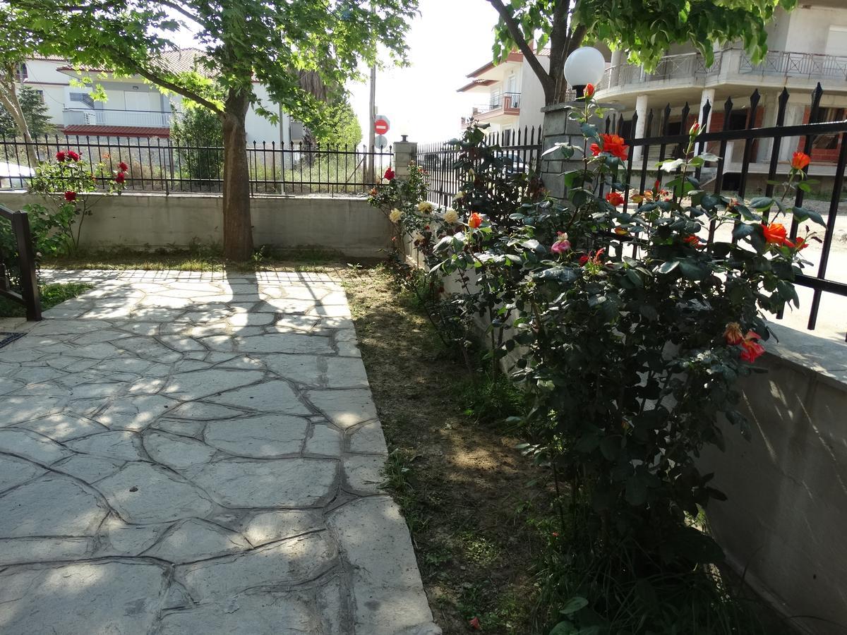 Vrasná Christakos Apartments מראה חיצוני תמונה